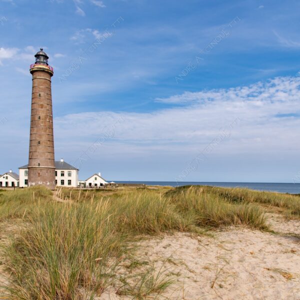 danimarca denmark skagen gray lighthouse faro sole sun mare sea spiaggia beach shore costa coast nuvole clouds