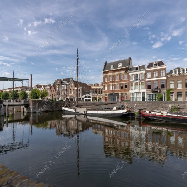 olanda holland paessi bassi the netherlands rotterdam delfshaven porto harbour riflessi reflections barca boat vie d'acqua waterways