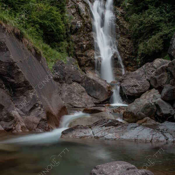 cascata del vò waterfall cascade fiume river pietre stones sassi lunga esposizione long exsposure