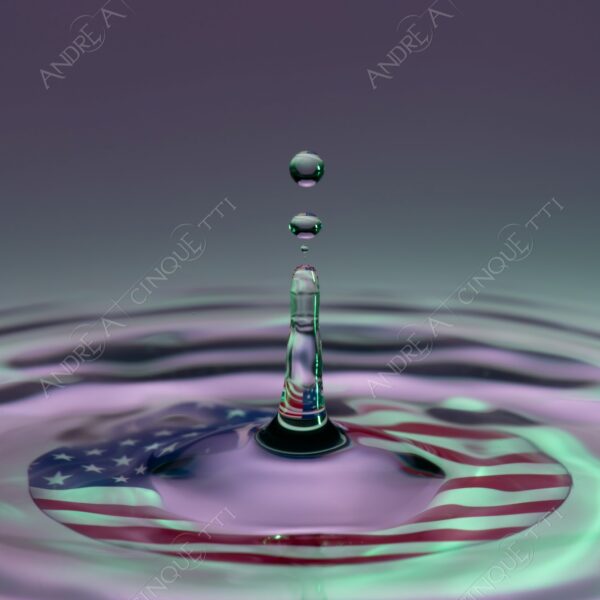 macro photography goccia gocce d'acqua water drop drops droplet droplets high speed sync studio photography riflessi reflections splash colori colours bounce bouncing bandiera flag usa unites states of america stars and stripes
